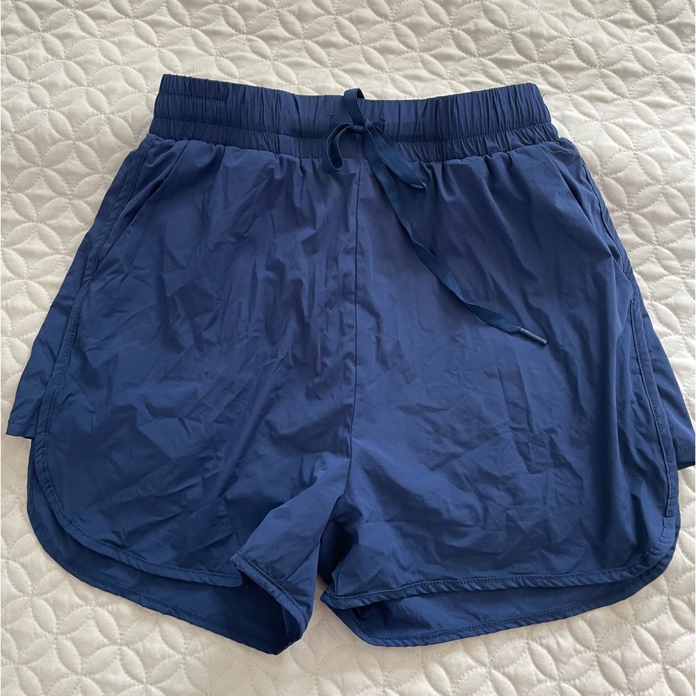 High-Waisted BuffBunny Flo Shorts Size S